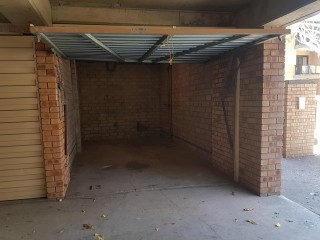 View profile: 2 Bedroom unit in ultra convenient location!