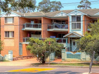 View profile: Outstanding Location! 1 Minutes to Woolies & 7 Minutes to Station!