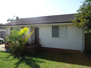 View profile: Beautiful home conveniently located within popular school catchments!