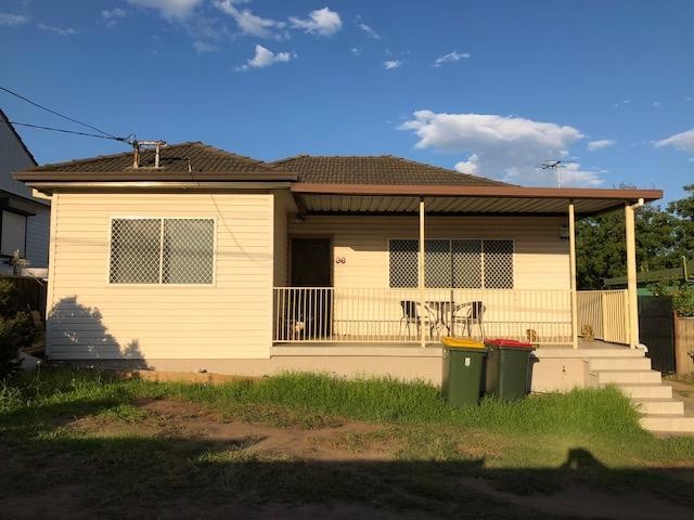 Newly Built  Granny Flat!!