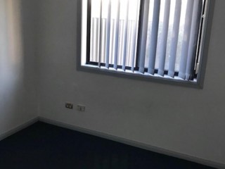 View profile: Short Stroll to Station & Shops!