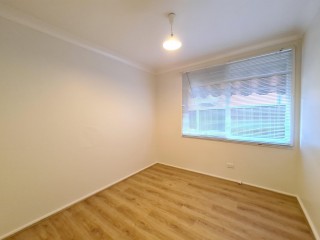 View profile: 3 Bedroom House with large backyard