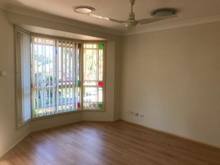 View profile: Quiet Cul-de-sac, Walk to Station!