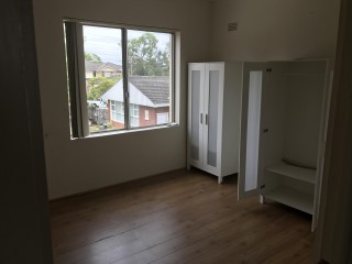 View profile: ONE WEEK FREE RENT!  Cheapest unit in Wentworthville.