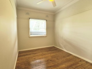 View profile: Large family home with lawns maintained by owner!