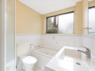View profile: Outstanding Location! 1 Minutes to Woolies & 7 Minutes to Station!