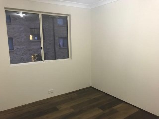 View profile: Walk to Station & Shops!