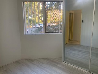 View profile: Outstanding Location! Fully Renovated Unit!