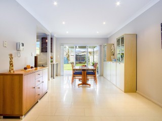 View profile: 4 Bedrooms! 2 Bathrooms!