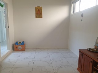 View profile: Leased by Hema Bhatu after first Open Home Inspection!!!