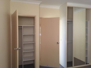 View profile: Value Plus!!  $300 per week in popular street.