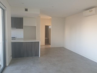 View profile: Luxurious Apartment-Walk to Westfield