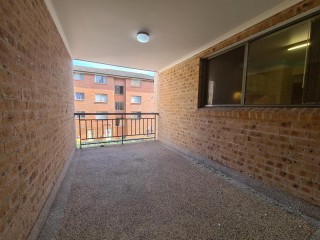 View profile: Freshly Painted! & New Floating Flooring- Close to Station & Shops
