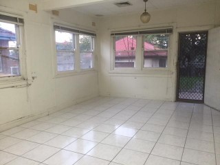 View profile: Positioned in a great location!!