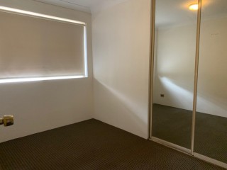 View profile: Walk to Station! 3 Bedroom Townhouse!