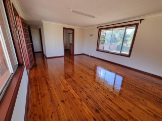 View profile: Convenient Location!