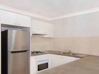 View profile: Stunning 2 bedroom apartment conveniently located 3 minutes walk to Toongabbie Train station!