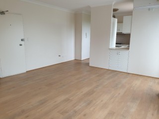 View profile: Recently Painted & Flooring! Stroll to Station!
