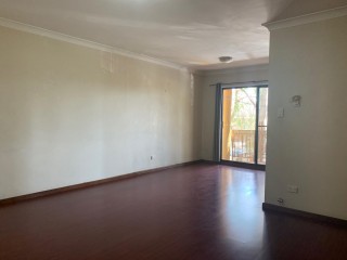 View profile: Freshly painted apartment!!! One Minute to Station!!