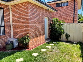 View profile: Out-standing Location!! Freshly Painted and Renovated!