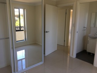 View profile: 3 Bedroom Granny Flat -Walk to Station