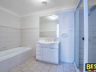 View profile: 2 Minutes to Station & Shops