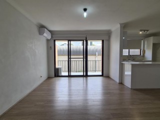 View profile: Just Like New inside with Air Conditioning!