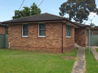 View profile: Walk to Station! In Westmead Primary School Catchment!