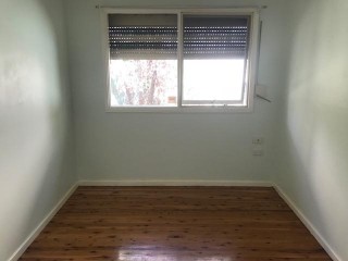 View profile: Lovely Three Bedroom Home!!