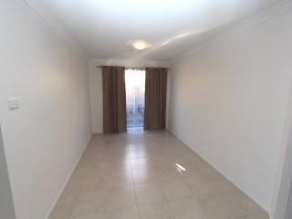 View profile: Lovely 4 bedroom home with ducted air !!